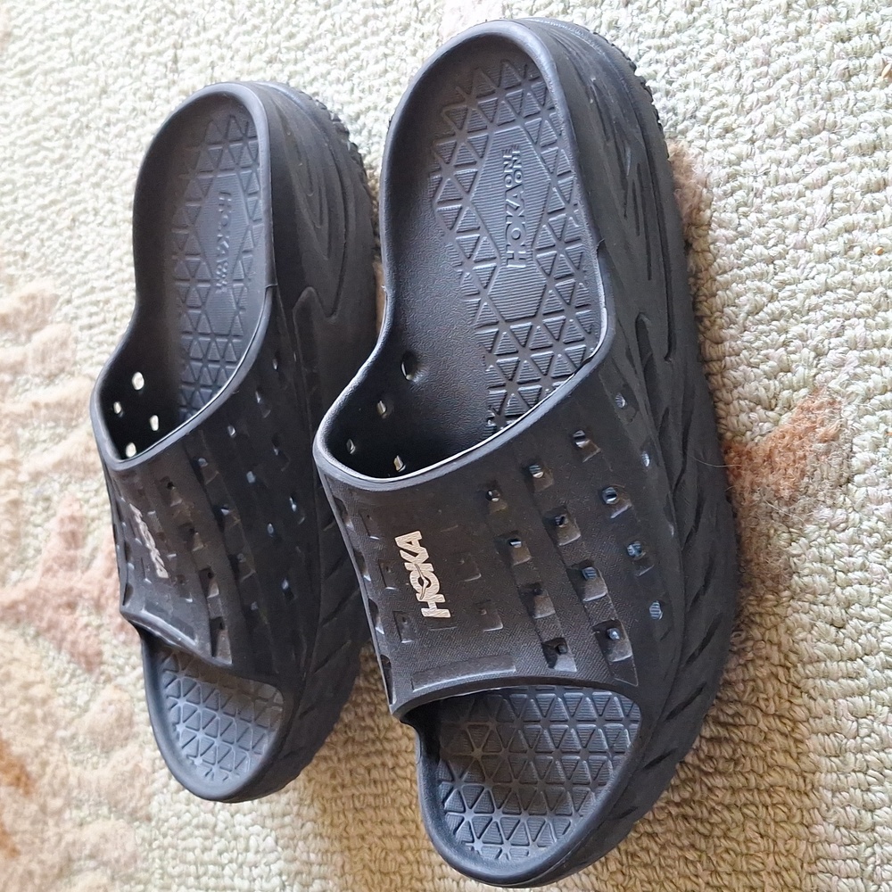 Hoka One One Recovery Slides